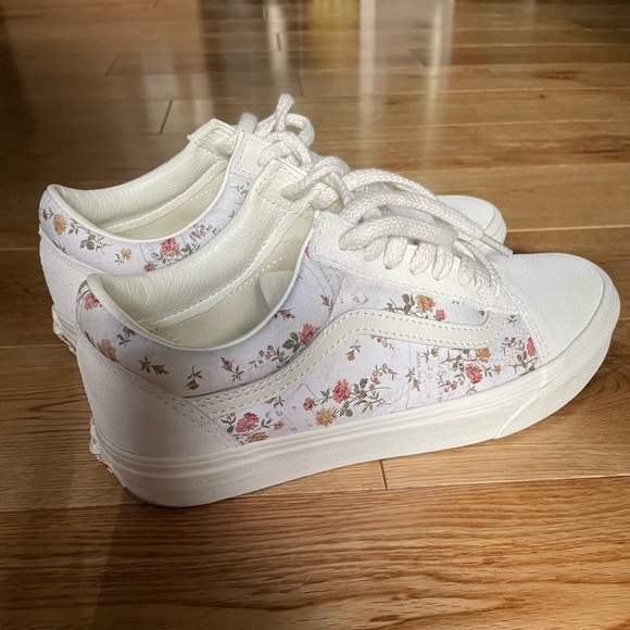 Vans Shoes - Vans Old School retro